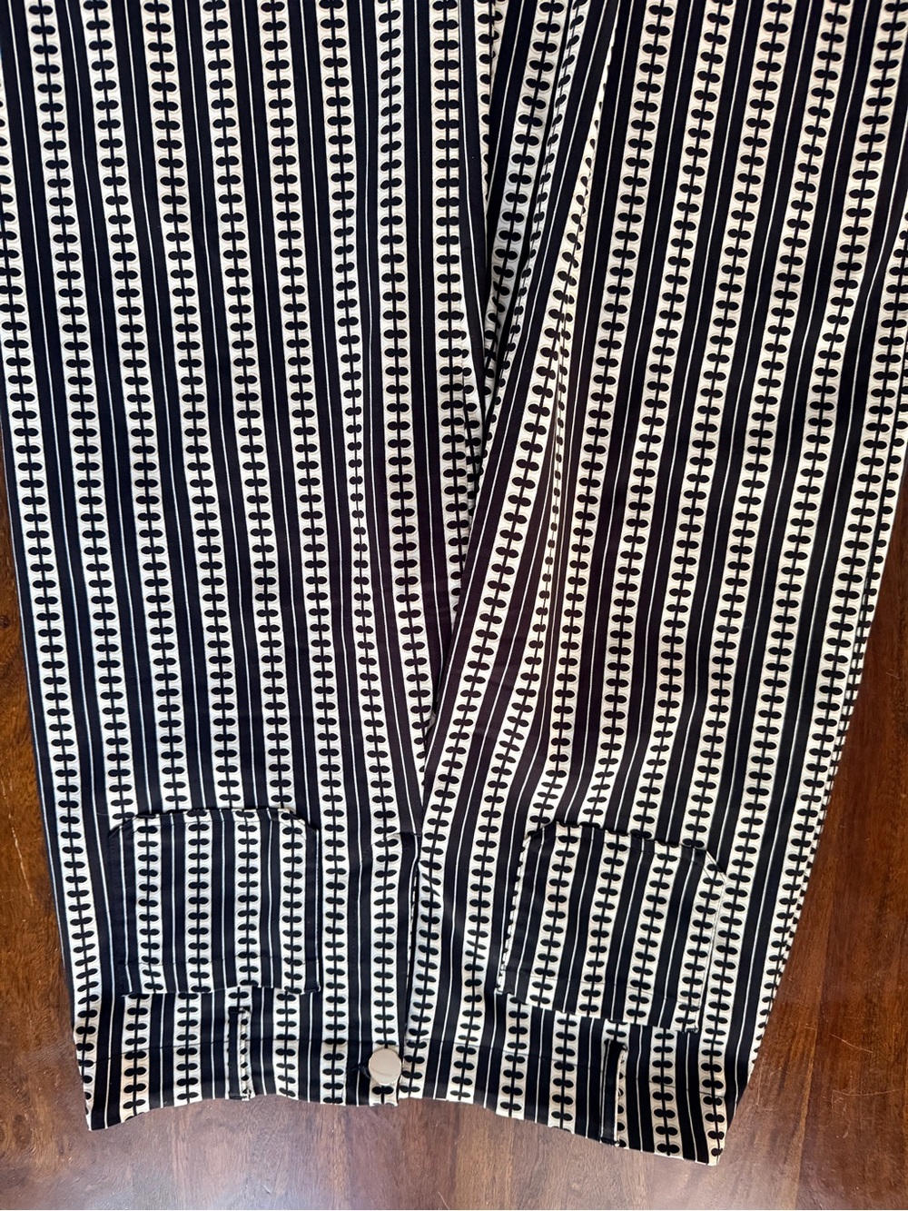 Jules & Leopold Black Cream Geometric Wide Leg Crop Pants - Size M - Picture 6 of 8